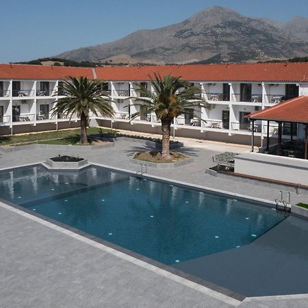 Aeolos Hotel Kamariotissa エクステリア 写真
