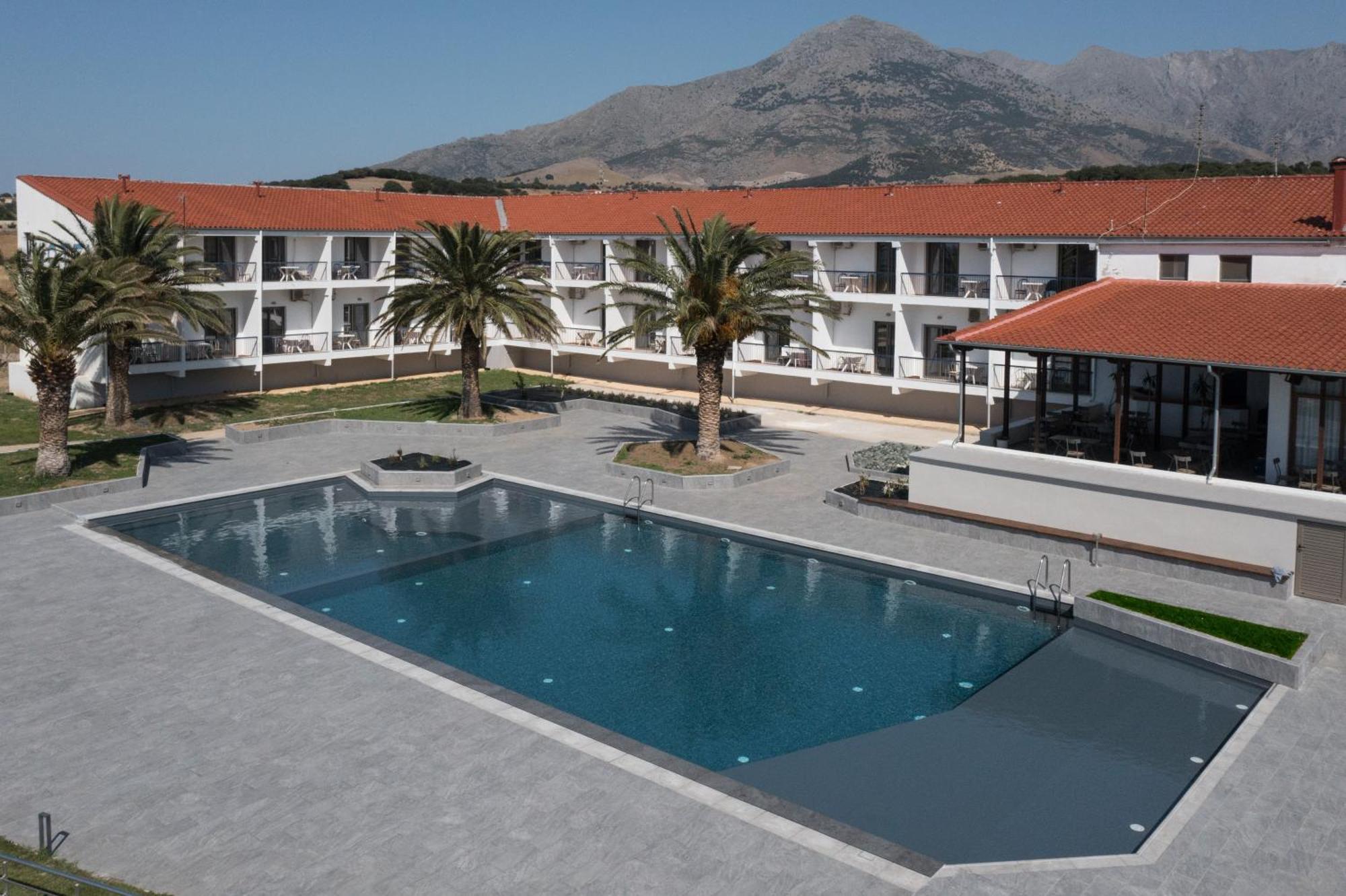 Aeolos Hotel Kamariotissa エクステリア 写真