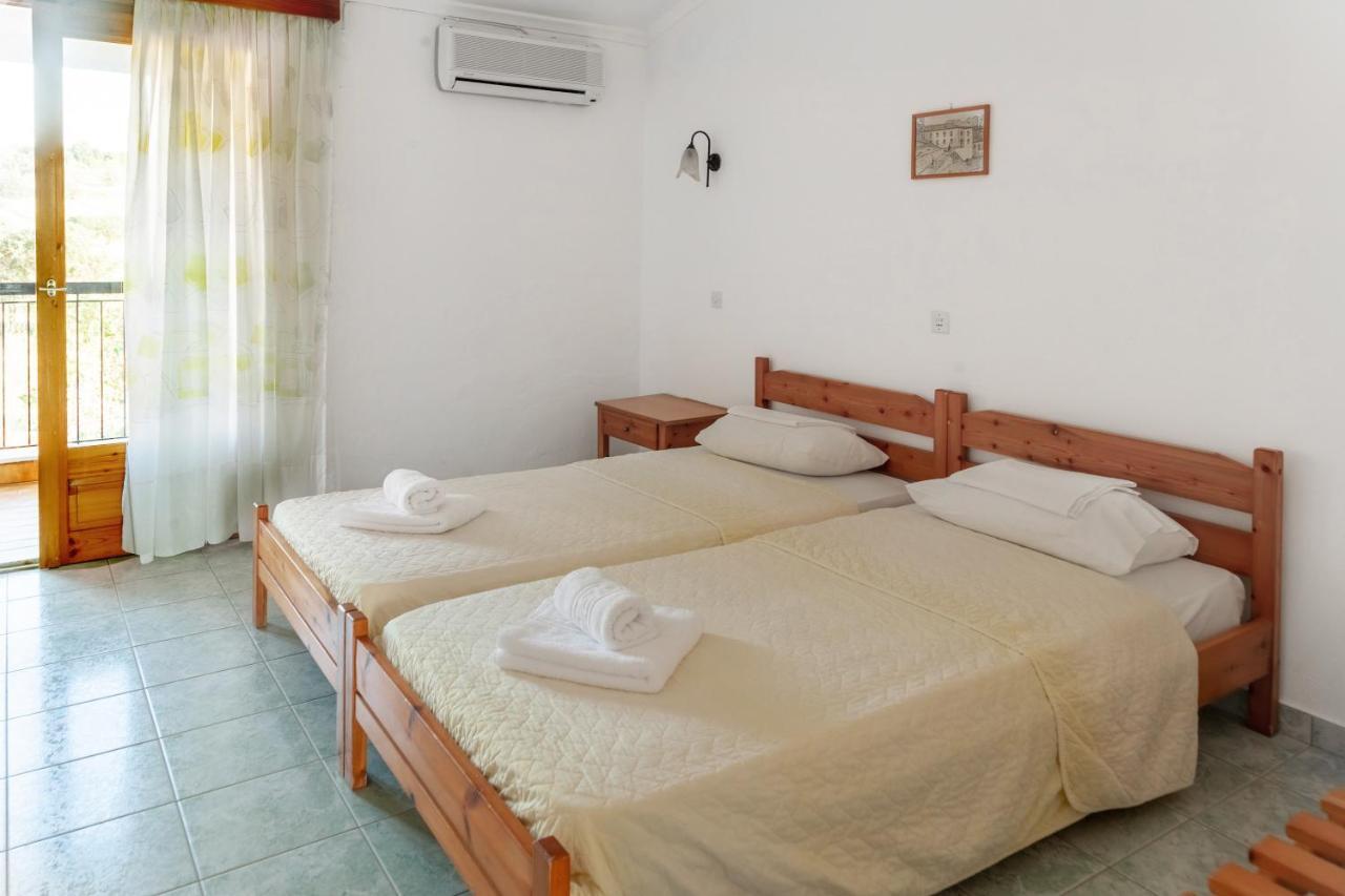 Aeolos Hotel Kamariotissa エクステリア 写真